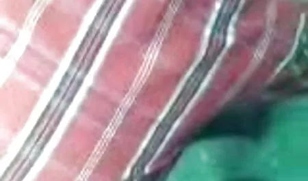 इस परिपक्व माँ एक सच्चे सामाजिक हीरोइन की सेक्सी फिल्म है