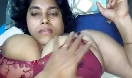 शौचालय में शौचालय में एक लड़की सेक्सी फिल्म वीडियो नंगी के साथ सेक्स