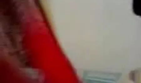 एक अभिनेत्री है जो फोटोग्राफर थाई मधुमक्खी के गुदा की गहराई सीखता सेक्सी पिक्चर इंग्लिश