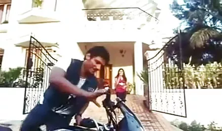 मुंडा दिमाग के साथ सेक्सी सेक्सी मूवी न्यू फूहड़