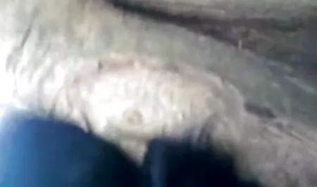 महिलाओं के लॉकर सेक्सी मूवी फिल्म दिखाओ कमरे में एक छिपे हुए कैमरे स्थापित