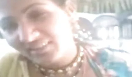 जमाल शेरोन अपने कार्यालय में एक और आदमी सेक्सी हिंदी पिक्चर फिल्म लेता है