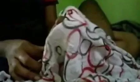 सुनहरे बालों वाली सेक्सी फिल्म पिक्चर वीडियो एक गधा दे