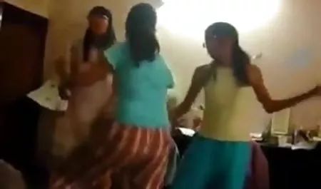 टैंक एक बहरा मालिश के कारण हिंदी वीडियो सेक्सी मूवी होता है