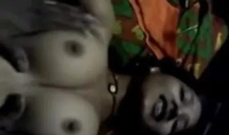 सेक्स के सेक्सी फिल्म वीडियो दो बाद, आदमी चेहरे में लड़की स्प्रे