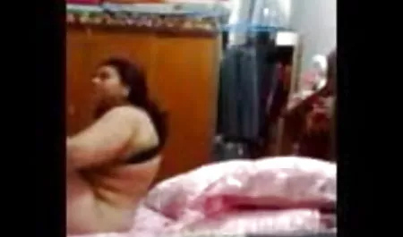 रूसी बेबी चलो उसके छेद दिया का उपयोग सेक्सी फिल्म अंग्रेज वाली करें