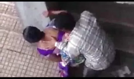 बौना ब्रिजेट शिल्पा शेट्टी की सेक्सी फिल्म सेक्स के लिए उसके दोस्तों में से एक पर धोखा दिया