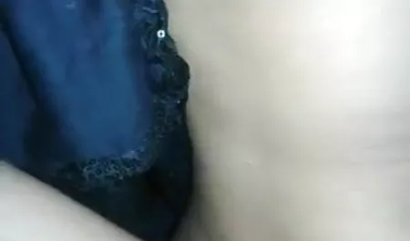 वेश्या उसके प्रेमी फिल्म सेक्सी वीडियो में से शादी
