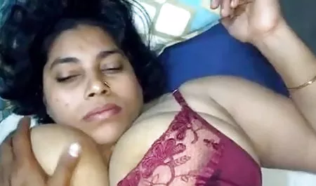 Katyusha उसके पैरों हिंदी फुल सेक्सी मूवी के प्रसार