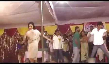 मेरी चाची अकेली है. सेक्सी फिल्म हिंदी की