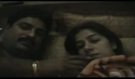 बड़े स्तन सुनहरे बालों सेक्सी दिखाइए फिल्म वाली हस्तमैथुन सोलो खिलौने