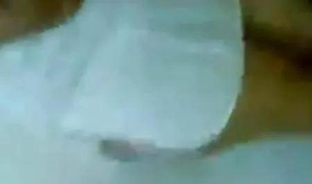 कट्टर मालिश रेड इंडियन छोटी चूचियां किशोर सेक्सी फिल्म करीना कपूर
