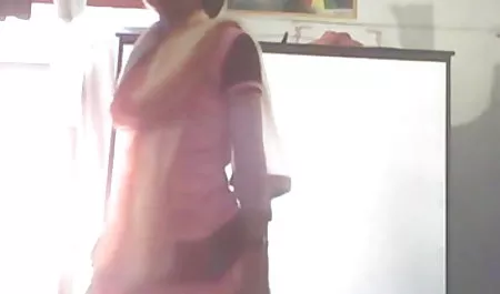 वन्या उसकी माँ के सेक्सी पिक्चर इंग्लिश दोस्त परीक्षा