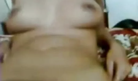 भालू रोशनी साउथ इंडियन की सेक्सी फिल्म
