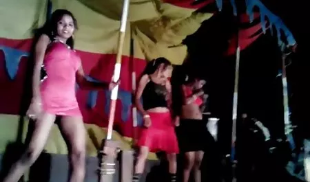 कामुक सेक्सी फिल्म मद्रासी नृत्य Minaki southome
