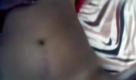 एंजलिका उसके सभी छेद का उपयोग सेक्सी वीडियो फिल्म बीपी करने की अनुमति दी