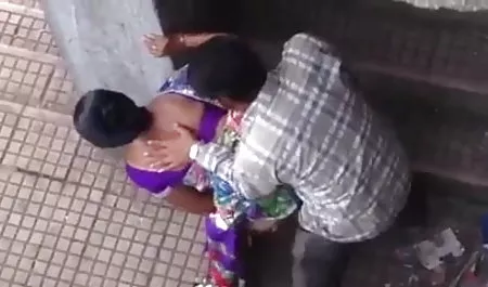 मामला अखरोट सेक्स वाली फिल्म की तरह है