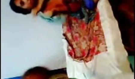 यूईएफए की प्रेमिका अपने प्रेमी के बॉलीवुड सेक्सी एचडी बैरल को परिष्कृत