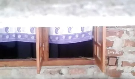 एक परिपक्व माँ कपड़े और परिवर्तन भतीजे पर संजय दत्त सेक्सी वीडियो जासूस
