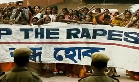 कलाकारों में अजीब है हीरोइन सेक्सी मूवी