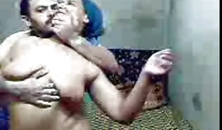 पत्नी के पिछवाड़े में पाने के लिए एक प्रयास सेक्सी वीडियो मूवी हिंदी में