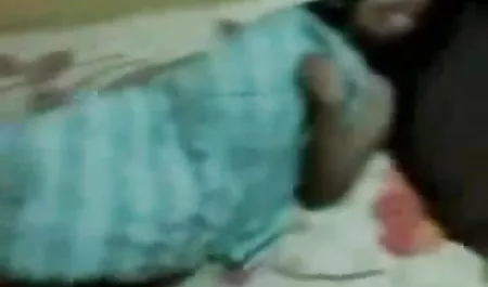 अपनी बीपी सेक्सी वीडियो फिल्म बेटी के साथ मेरे प्रिय पिता