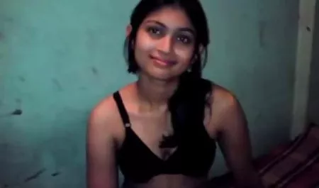सीढ़ियों पर पैसे के लिए एक पर्यटक के साथ सेक्स पिक्चर वीडियो में सेक्स
