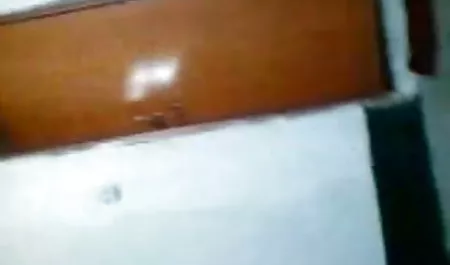 पॉलिश बिस्कुट सेक्सी बीएफ फिल्म भोजपुरी