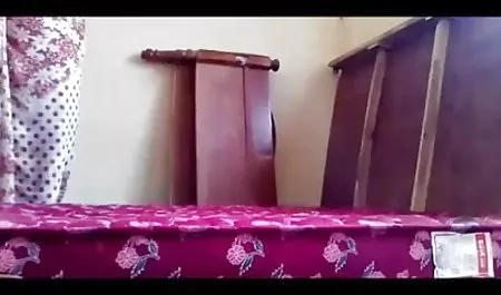 धोखा की सेक्सी फिल्म सेक्सी एचडी एक बड़ी भीड़ एक देश के घर में एकत्र हुए