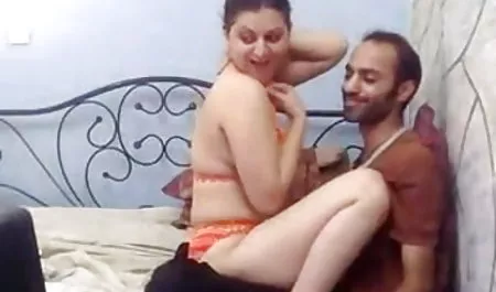 वह अपने सभी महिमा और सेक्सी फिल्म हिंदी में बीएफ महिमा में दिखाने के लिए प्यार करता है