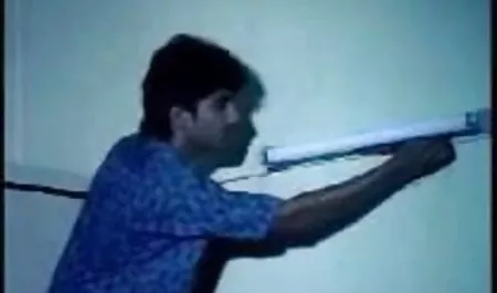 चाचा Petya खाली गंदी गंदी सेक्सी फिल्म