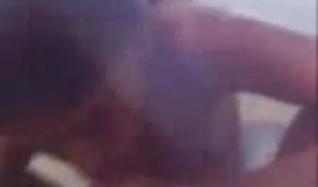एक सेक्सी वीडियो फिल्म गंदी अंडरवियर में