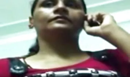 चार्ली और उसके सनी सेक्सी वीडियो फिल्म दोस्तों