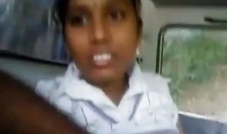 चाची उंगलियों, मुंडा भेजता है और ख़ुशी से उसके सेक्सी फिल्म हिंदी वीडियो होंठ बेकार