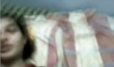 एरियाना कैमरा सेक्सी फिल्म वीडियो चाहिए की स्थापना की और पहली बार घर का कपड़ा करने के लिए शुरू किया